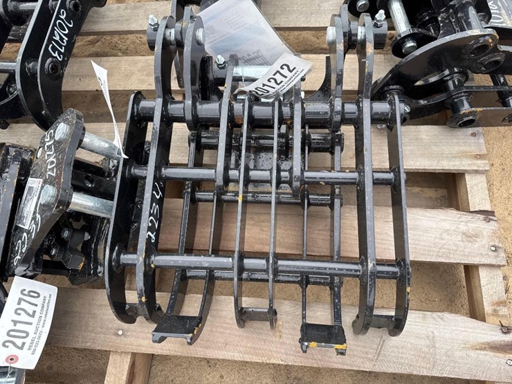 unused-iranch-16"-excavator-wood-grapple-image-1
