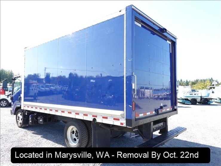 2019-isuzu-npr-xd-image-17