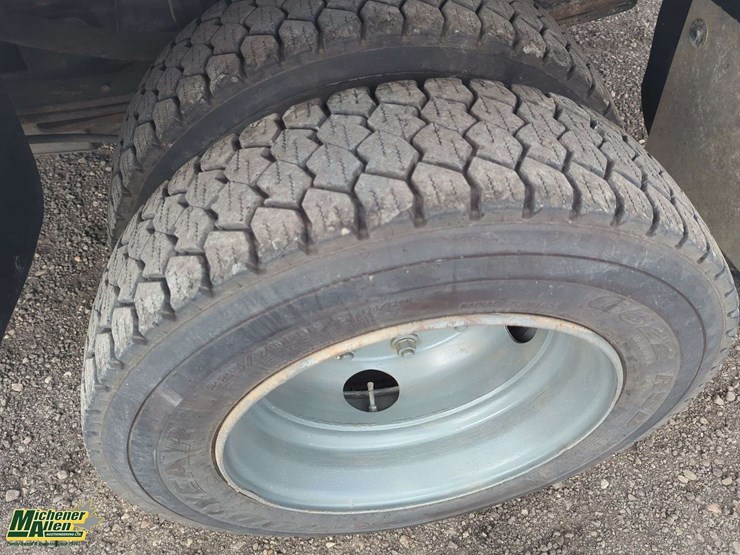 2015-ford-f350-image-29