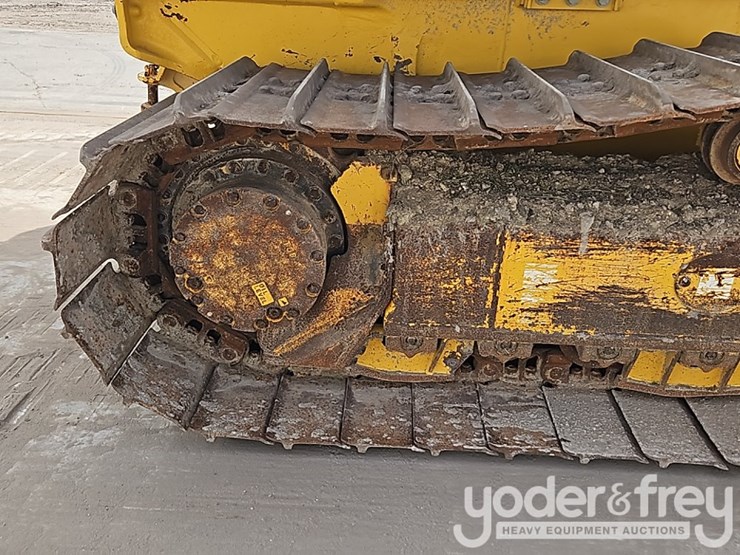 2021-komatsu-d39pxi-24-image-9