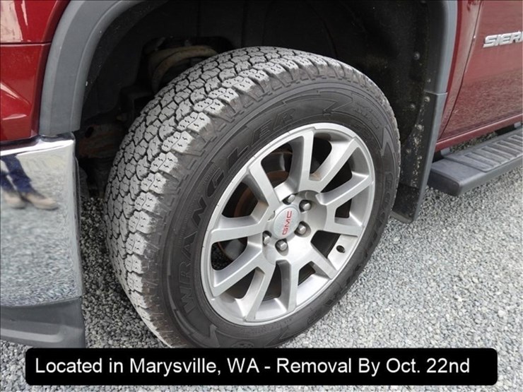 2014-gmc-1500-image-19