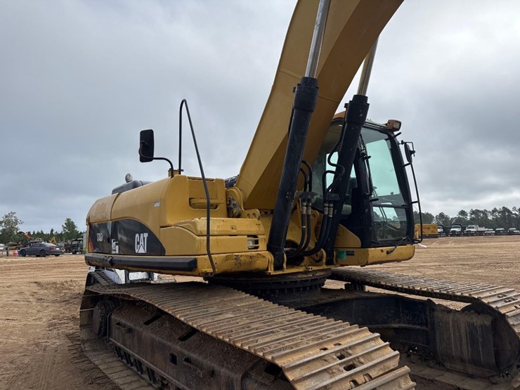 2008-caterpillar-330dl-image-24