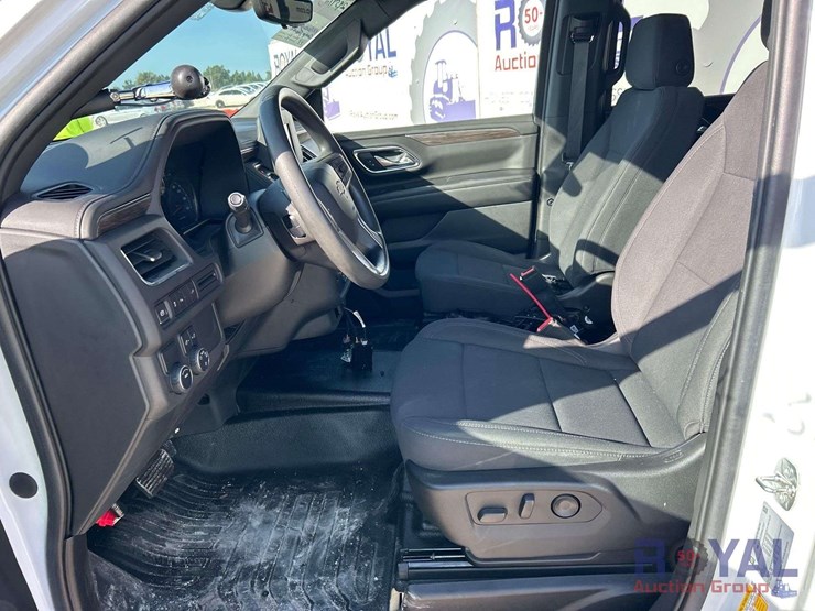 2022-chevrolet-tahoe-image-12