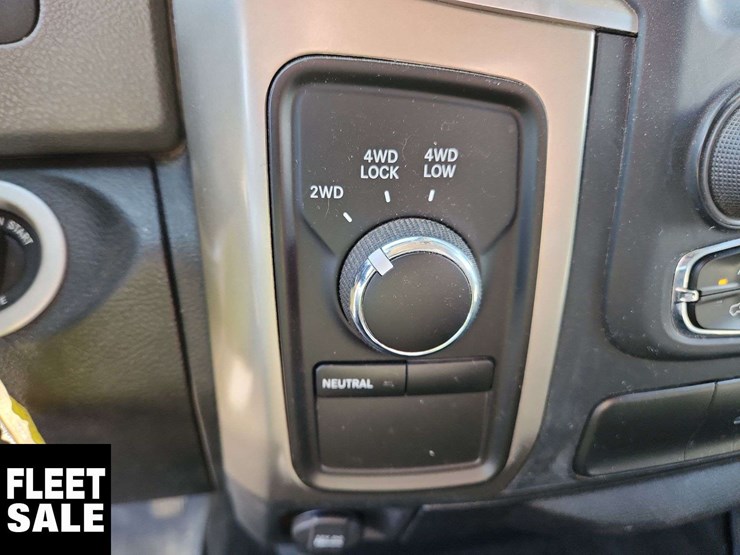 2013-ram-2500-slt-image-27