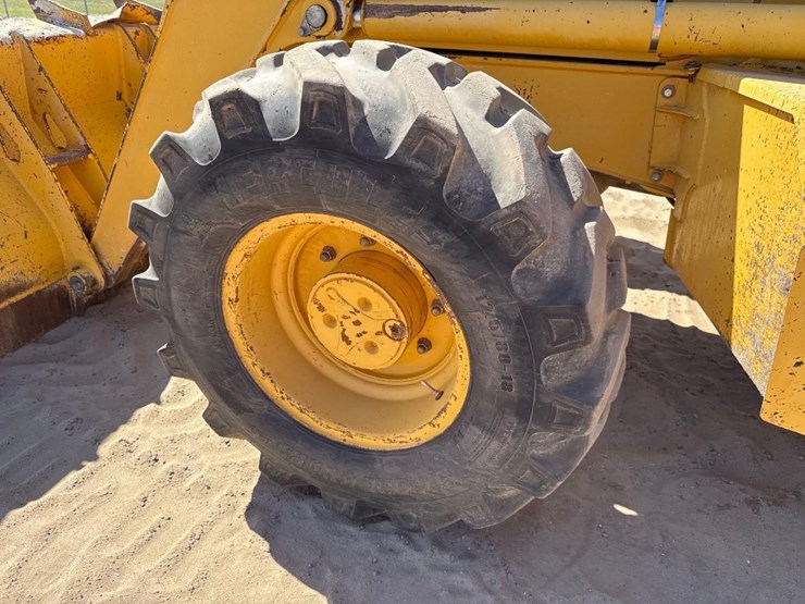 2006-deere-310sg-image-10