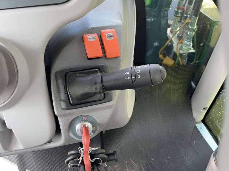 2024-deutz-fahr-5080d-keyline-image-29