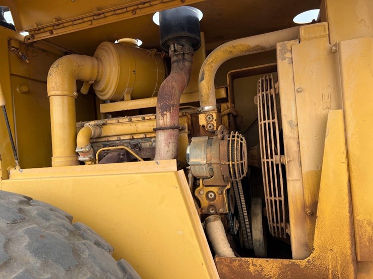 caterpillar-cs-563-image-14