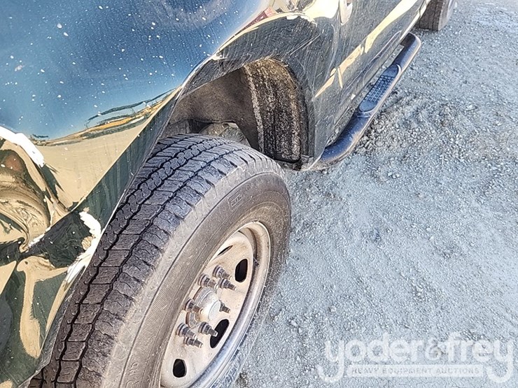 2020-ford-f250-xl-image-22