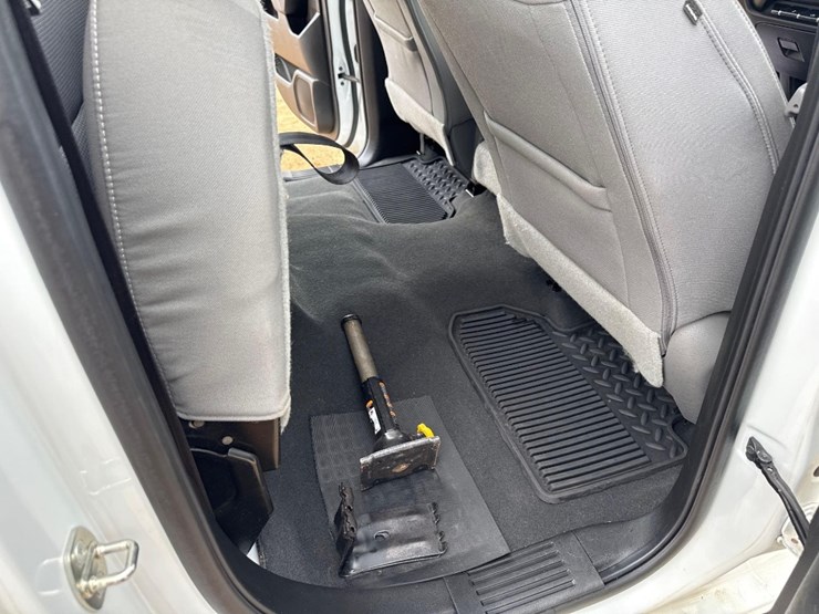 2019-chevrolet-silverado-image-15