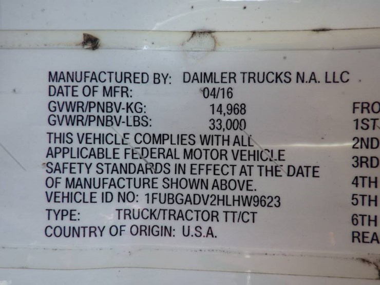 2017-freightliner-cascadia-113-image-8