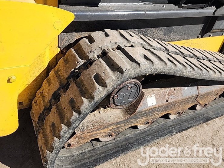 2018-new-holland-c232-image-9