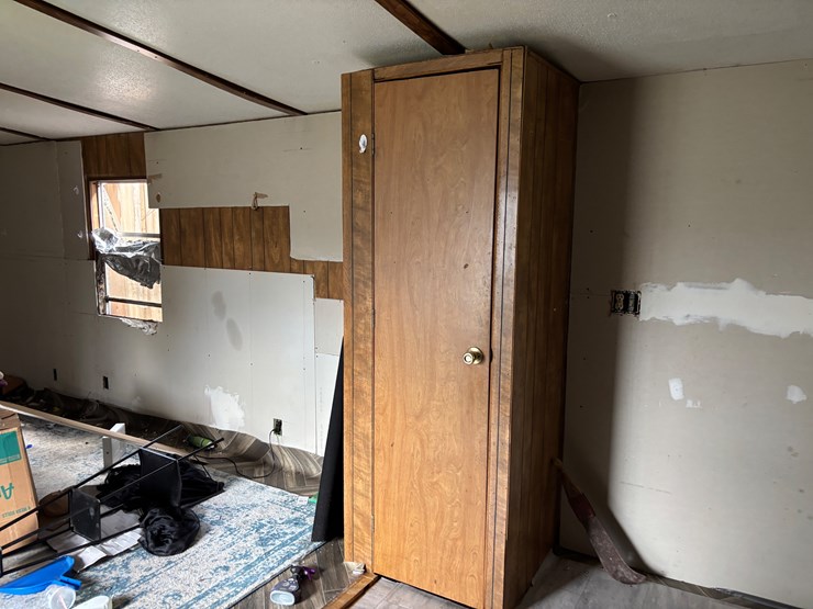 #208-•-mobile-home-image-12