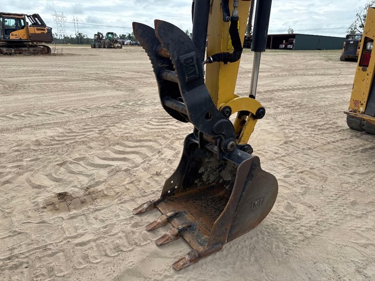 2018-caterpillar-303.5e2-cr-image-26