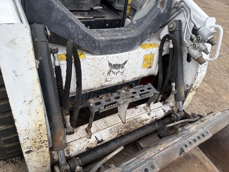 2021-bobcat-s450-image-13