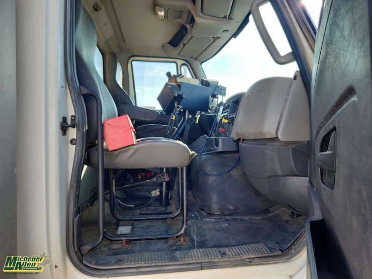 2016-international-workstar-7600-image-18