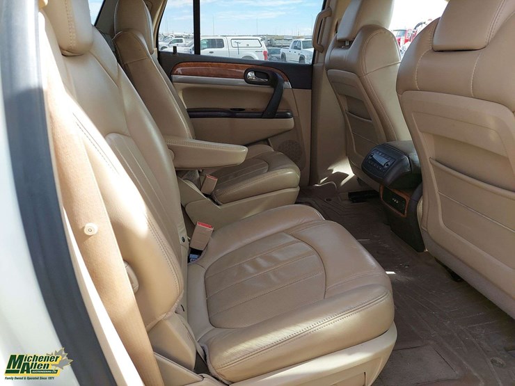 2009-buick-enclave-cxl-image-12