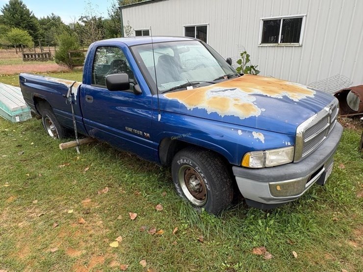 1995-dodge-ram-1500-image-1