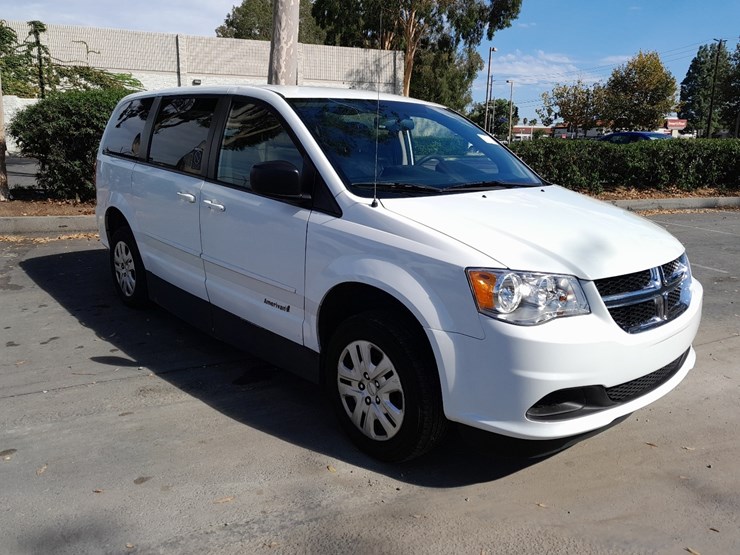 dodge-caravan-image-1