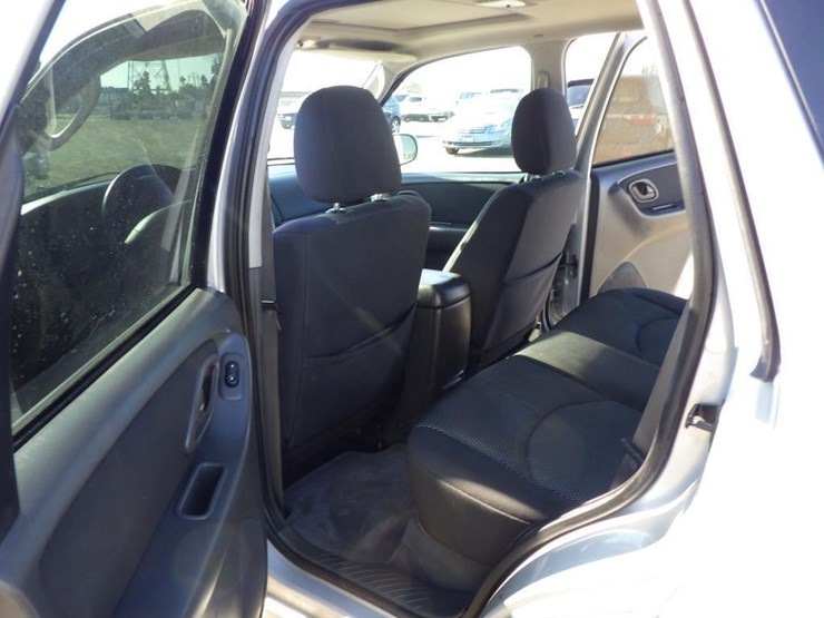 2005-mazda-tribute-image-7