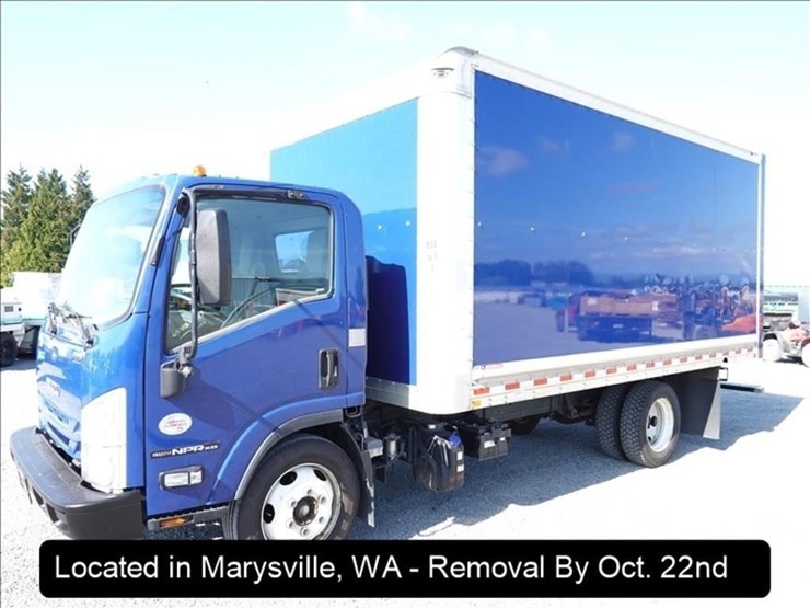 2019-isuzu-npr-xd-image-1