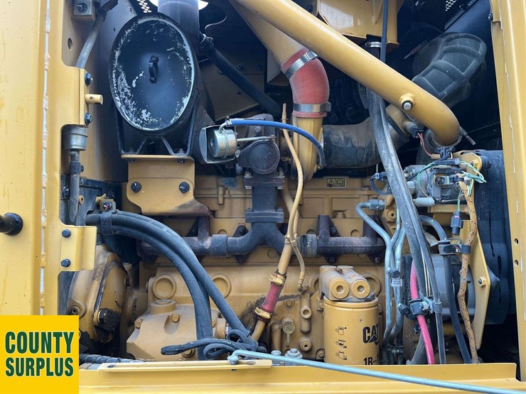 2015-caterpillar-160m-awd-image-18