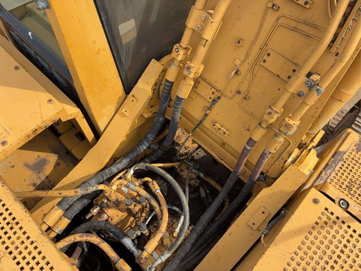 caterpillar-345b-image-18