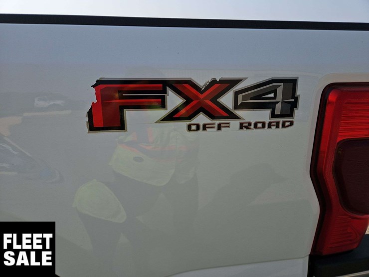 2021-ford-f250-image-26