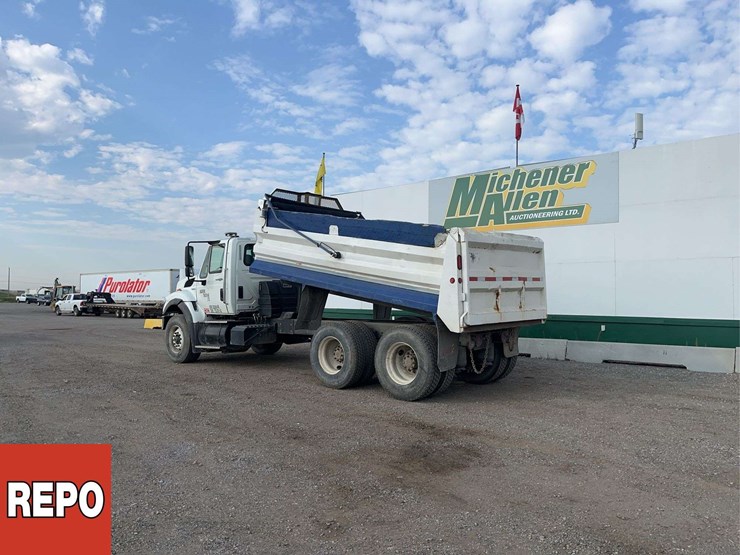 2008-international-workstar-7400-image-2