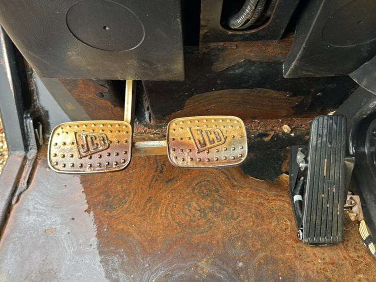 2013-jcb-507-42-image-26