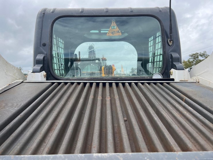 2016-bobcat-t595-image-21
