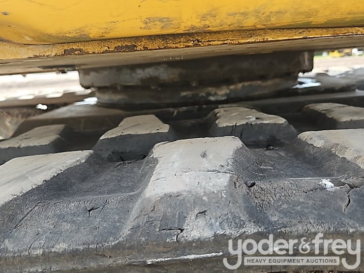 caterpillar-305cr-image-12