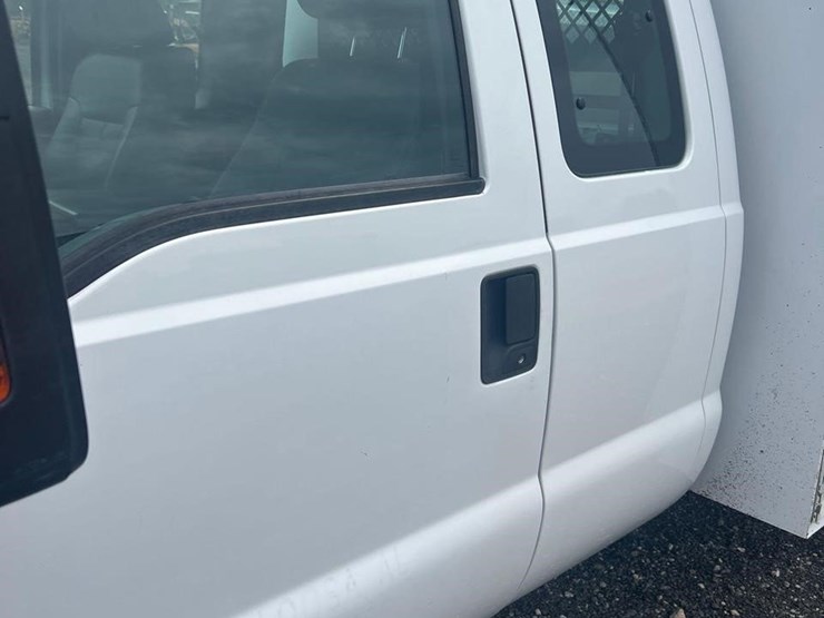 2015-ford-f350-sd-image-9