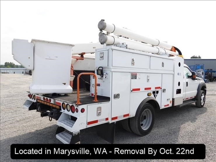 2014-ford-f550-image-25
