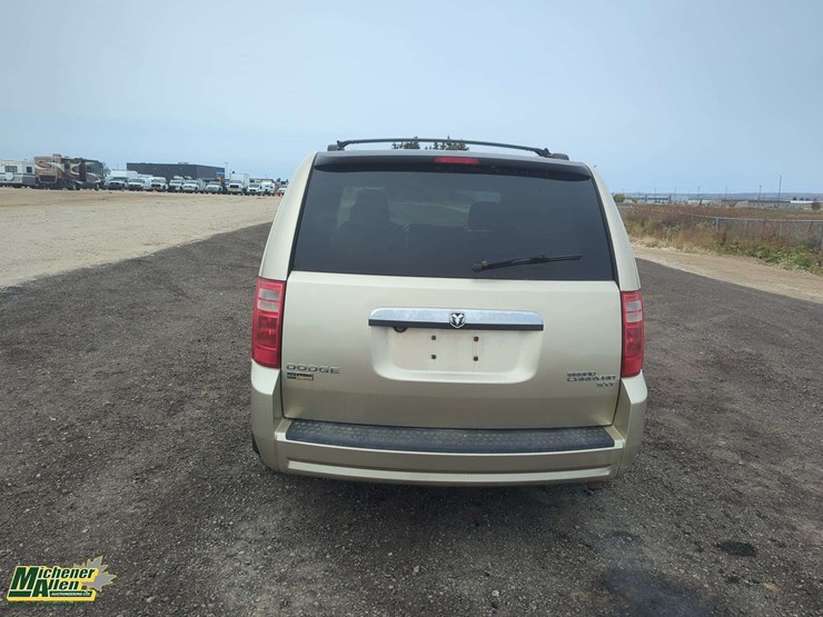 2010-dodge-grand-caravan-sxt-image-20