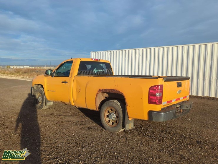 2009-chevrolet-silverado-1500-image-3