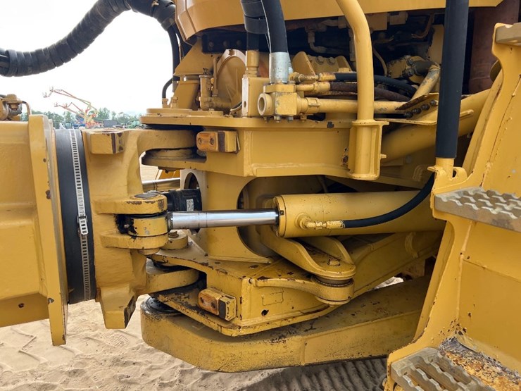 caterpillar-740b-image-24