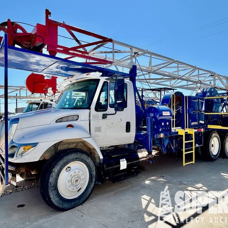 2005 INTERNATIONAL 7400