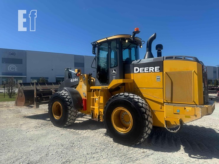 2017-deere-624kii-image-3
