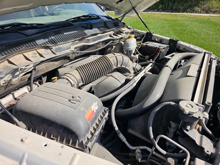 2009-dodge-ram-1500-image-28