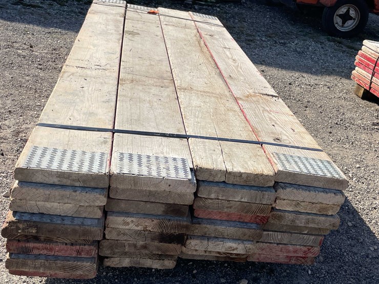 #1971-•-(32)-scaffolding-planks-image-2