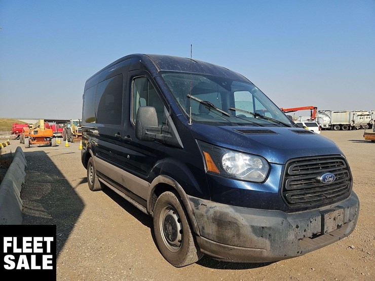 2019-ford-transit-image-2