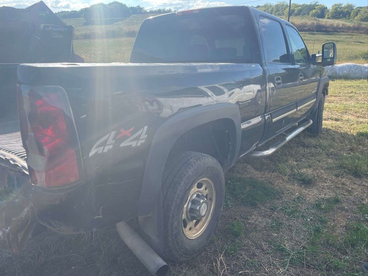 2006-chevrolet-2500-image-10
