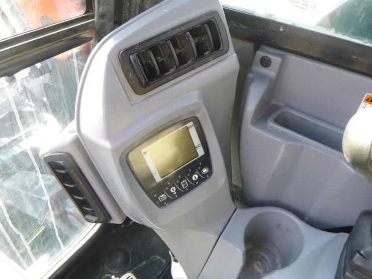 2017-kubota-kx080-image-27