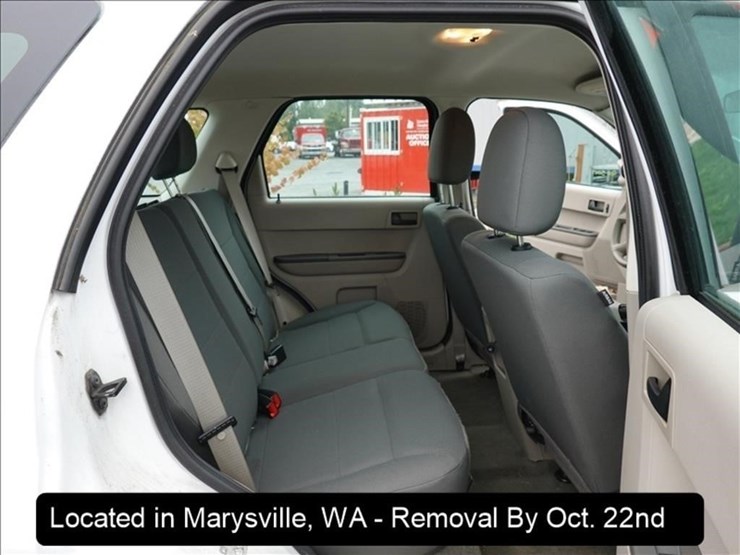 2012-ford-escape-image-23