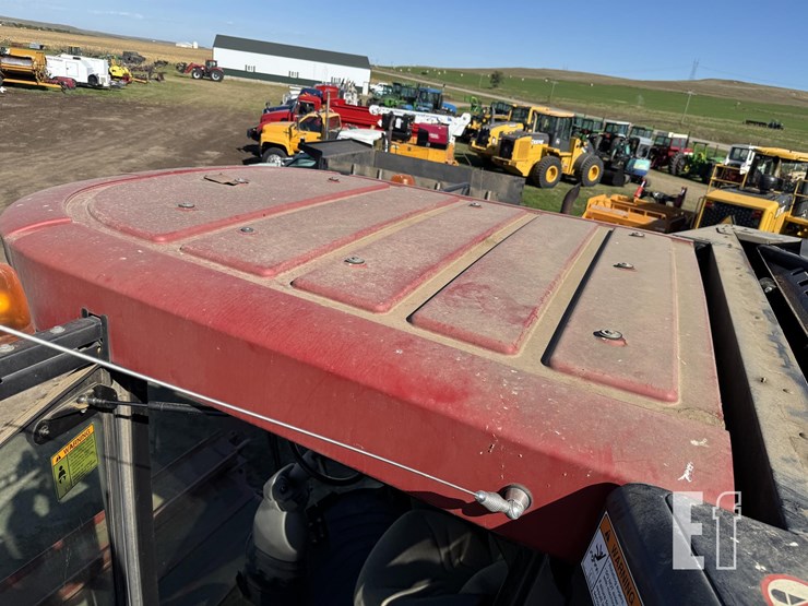 2004-case-ih-8010-image-39
