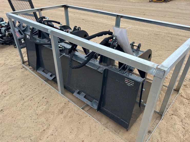 unused-landhonor-sgb-11-72w-72"-grapple-bucket-image-3