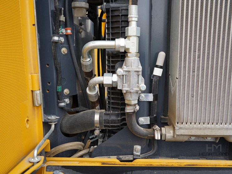 2024-deere-544-image-15