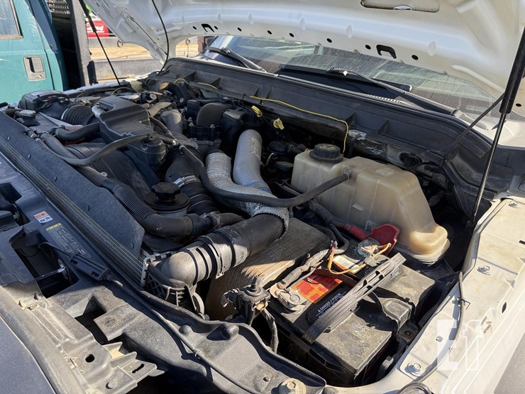 2013-ford-f550-sd-image-43