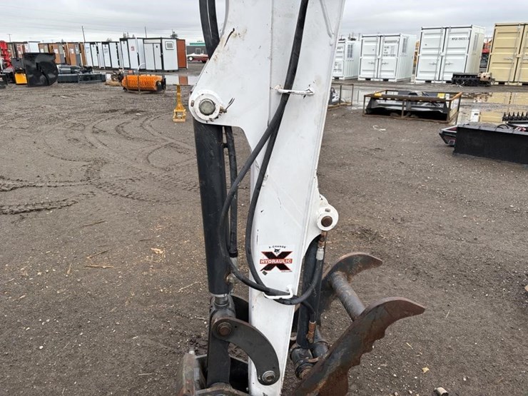 2019-bobcat-e32i-image-17