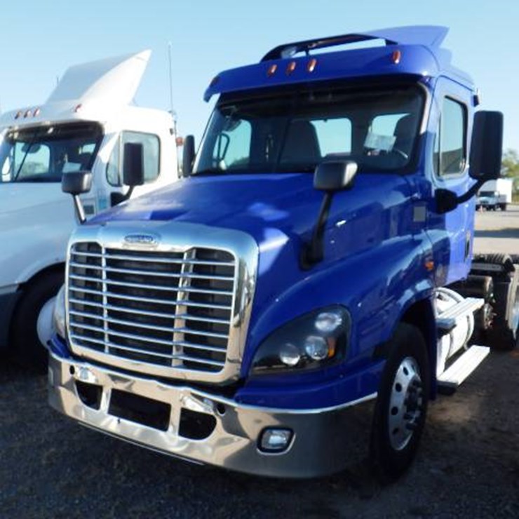 2019 FREIGHTLINER CASCADIA 125